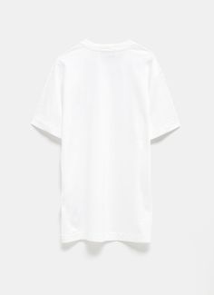 Stone Island short sleeve t-shirt, ribbed neckline, and logo patch on chest. Slim fit. Fits true to size, choose your regular size. Standard sizing. Stone Island Shorts, Hand Makeup, Sneaker Jewelry, Vestidos Vintage, Ribbed Neckline, Cool Socks, Stone Island, Small Leather Goods, Coat Dress