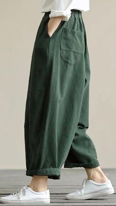 Balloon Pants Outfit, Balloon Pants, Linen Fashion, Hipster Outfits, Woman's Fashion, Natural Fabric, Outfits Fall, Fashion Designs, Pants Casual