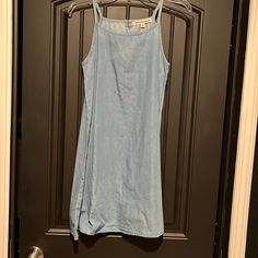 Not A Set, But Dress Is Brand New Never Worn Casual Light Wash Midi Dress For Day Out, Casual Knee-length Light Wash Midi Dress, Light Wash Casual Midi Dress For Summer, Casual Light Wash Midi Dress For Summer, Casual Light Wash Midi Dress, Casual Medium Wash Midi Dress For Spring, Light Wash Casual Midi Dress For Spring, Casual Light Wash Midi Dress For Spring, Light Wash Cotton Midi Dress For Day Out