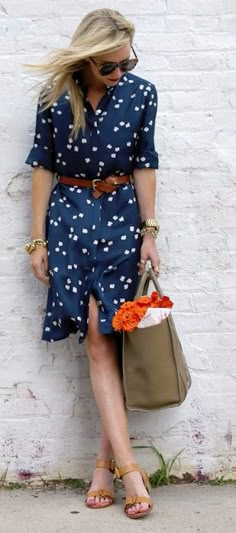 Shirtdress Outfit, Summer Work Dresses, Fest Outfits, Shirt Dress Outfit, Weekend Outfits, Trendy Business Casual, Bag Belt, Business Casual Dresses, Travel Work