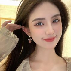 Description:Chic Rose Earrings Specifications: Material: copper, artificial pearl, resin, 18k gold, s925 silver needleColors: pinkSize: 4.5 cm * 2.5 cmWeight: 8 g/pair "Add a touch of rosey chic to your look with these earrings! These stylish earrings are sure to make a statement and elevate any outfit. Perfect for any occasion, these chic rose earrings are a must-have for any fashion-forward individual. 💁‍♀️🌹" Pearl Resin, Delicate Design, Enamel Bracelet, Chic Pink, Stylish Earring, Different Outfits, Rose Earrings, Cute Earrings, Link Bracelets