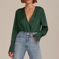 Brand New. Limited Edition Color, No Longer Available. Classic Spring Tops For Date Night, Classic Tops For Date Night In Spring, Elegant Green Blouse For Date Night, Chic Green Silk Top, Favorite Daughter, Limited Edition, Top Blouse, Blouses, Womens Tops