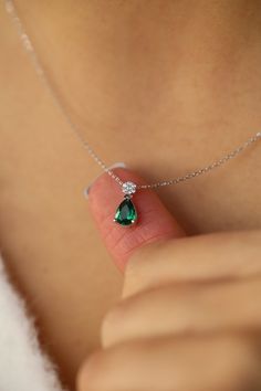 Silver Emerald Necklace, Emerald Jewelry Necklace, Gold Emerald Necklace, Emerald Necklace, May Birthstone, Teardrop Necklace, Emerald Jewelry, Birthstone Necklace, Jewelry Necklace