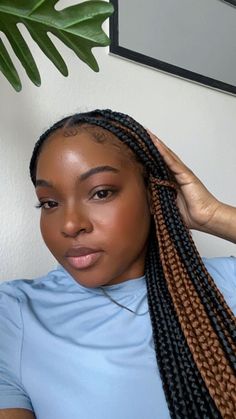 Braids With Brown In The Back, Box Braid Brown And Black, Knotless Box Braids With Color Brown, Brown And Blonde Knotless Braids Black Women, Black And Brown Braids For Black Women, Black Brown Braids For Black Women, Different Brown Braids, Ideas For Braids Black Women, Black Woman Box Braids