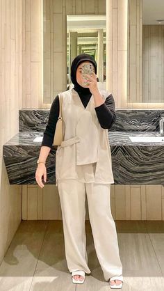 Mix And Match Outfits Hijab, Mix And Match Outfits, Outfit Hijab Casual, Match Outfits, Fashion Identity, Blouse Casual Fashion, Style Hijab