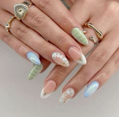 nails | nails acrylic | nails 2024 | nails 2024 trend | nails inspiration | nails autumn 2024 | fall nails | gel x | gel extensions | nails for fall | fall inspo | floral nails | cute nails | almond shaped nails | almond nails | press on nails | natural nails | manicure | pedicure | short nails | long nails | acrylic nails | spring nails | summer nails | k-nails | korean nails | jelly nails | Simplistic Summer Nails, Blue Green Nail Ideas, Pink Blue Green Nails, Blue Green White Nails, Summer Nail Inspo Green, Blue Or Green Nails, Teal Design Nails, Coastal Nails Aesthetic, Summer Nails Blue And Green