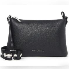 Black And White Crossbody Bag Black Leather Black And White Adjustable Strap Good Size - Spacious But Bit Large And Clunky Used About 5 Times Basically Brand New Marc Jacobs Snapshot Bag, Marc Jacobs Crossbody Bag, Marc Jacobs Purse, Grey Crossbody Bag, White Crossbody Bag, Nylon Tote Bags, Marc Jacobs Bag, Black Leather Handbags, Black Leather Bags