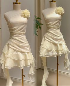 Pretty Dresses Aesthetic, Dior Mini Dress, Silk Dress Aesthetic, Stunning Dresses Short, Preformance Outfits, Aesthetic Dress, Long Kurti Designs, Fairy Dresses, Dresses Aesthetic