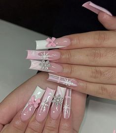 Xl Winter Nails, French Tip Nail Designs Winter, Cute Long Christmas Nails, Pink Winter Nail Ideas, Girly French Tip Nails, New Years Themed Nails, Snow Design Nails, November Nails Long, Acrylic Nail Inspo Square