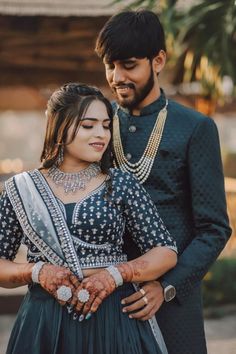 Engagement Photography Poses Indian, Grooms Photoshoot, Duet Photo, Traditional Couple Poses, Door Poses, Reception Pose, Engagement Reels, Reception Stills