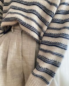 Make Do And Mend, Handmade Knitwear, December 4, Travel Wardrobe, Mode Inspo, Knitting Inspiration, Autumn Winter Fashion, Fashion Inspo Outfits, Knit Crochet