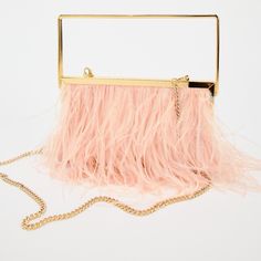 New With Tag Gold Box-Shaped Bag. Pink Feather Details At Exterior. Gold Chain Strap. Magnetic Closure. Height X Length X Width: 4.3 X 7.9 X 3.9 Inches (11 X 20 X 10 Cm) Outer Shell Main Fabric 100% Polyester Additional Material 100% Iron Lining 100% Polyester Pearl Clutch Bag, Black Mini Bag, Brown Leather Clutch, Studded Clutch, Zara Gold, Sequin Bag, Large Clutch, Zara Bags, Jeans Cargo