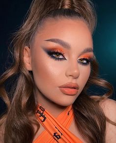 Orange And Blue Makeup, Purple And Blue Eyeshadow, Red And Gold Makeup, Orange Smokey Eye, Birthday Makeup Ideas, Intense Eye Makeup, 27 Birthday, Makeup Bold, Orange Eye Makeup