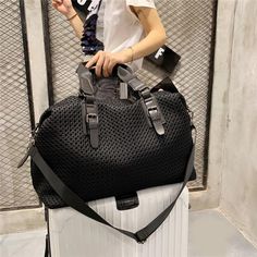 Brand Name: NoEnName_NullOrigin: CN(Origin)Lining Material: PolyesterMain Material: MeshPlace Of Origin: GUANG DONG ProvinceShape: Casual ToteOccasion: PartyGender: WOMEN Luggage Storage Bag, Designer Purses And Handbags, Luggage Bags Travel, Sac Week End, Travel Bags For Women, Duffle Bag Travel, Casual Tote, Shoulder Messenger Bag, Branded Handbags