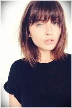 Shoulder Length Hair With Bangs, Dunner Wordend Haar, Bangs For Round Face, Bob Hairstyles With Bangs, Bob Haircut With Bangs, Round Face Haircuts, Fringe Hairstyles, Curly Hair Cuts