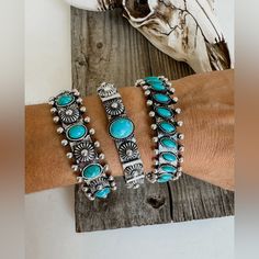 High Polish Western Concho Style Textured Bar Casting With Gemstone Stackable Stretch Bracelet * 3 Separate Pieces A Set Threadwagon.Com Western Bangles, Closet Expansion, Western Things, Rodeo Jewelry, Turquoise Fashion, Native American Bracelets, Bracelet Set Silver, Cowgirl Jewelry, Black Beaded Bracelets