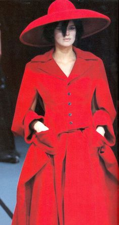 Yoji Yamamoto, Raw Footage, Rei Kawakubo, Red Gowns, Japanese Street Fashion, Yohji Yamamoto, Japan Fashion, Japanese Fashion