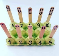 a group of toothpicks with numbers on them are arranged in a rectangle