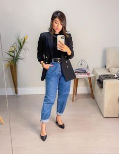 Jeans Blazer, Look Office, Friday Outfit, Beautiful Casual Dresses, Office Casual Outfit, Diy Vetement, Fashion Top Outfits, Casual Work Outfit, Casual Chic Outfit