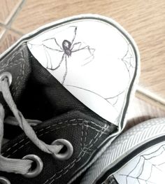 Spiderman Converse Drawing, Spider Converse, Converse Doodles, Shoe Doodles, Spiderman Converse, Cool Shoes For Men, Spiderman Car