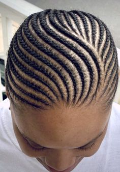 Conroe Braids Natural Hair, Small Cornrows On Natural Hair, Red Cornrows Braids Black Women, Cornrows Ideas Natural Hair, Small Lines Hairstyle, Conrows Lines Natural Hair Short, Simple Cornrow Ideas, Cornrows With Natural Hair Only, Cornrows Straight Back