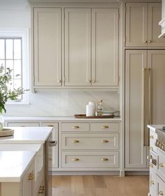 Greige Kitchen, Cream Kitchen Cabinets, Taupe Kitchen, Warm Kitchen