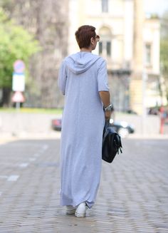 "Long hooded dress with short-sleeved Sweatshirt dress with two pockets Shirt dress suitable for summer. Maxi dresses are so comfortable HEIGHT OF MODEL: 168 cm. / 5′ 6″ Size S All garments are handmade. Please provide your PHONE NUMBER for delivery EXPRESS delivery for ALL ORDERS Accessories are not for sale. If you have different measurements please inform us. SIZE CHART (measurements of the body NOT of the garment ) XS (US 2 UK 6) Bust 84 cm | 33\" Waist 66 cm | 26\" Hips 90 cm | 35.4\" Heigh Long Dresses For Women, Dress Shirt Dress, Dress Sleeves, Shirt Dress Summer, Athleisure Dress, Sporty Dress, Dress Pockets, Hooded Dress, Maxi Robes