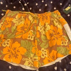 Large Nwt Wild Fable From Target Thick Material Trendy Yellow Shorts For Beach Season, Yellow Summer Shorts For Vacation, Yellow Beachwear Shorts For Spring, Casual Yellow Bottoms For Vacation, Casual Yellow Shorts For Vacation, Yellow Beachwear Shorts For Day Out, Mustard Bottoms For Spring Vacation, Retro Yellow Beach Bottoms, Yellow Tropical Bottoms For Vacation