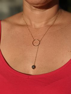 This real Tahitian pearl was carefully selected by us on a pearl farm on the Fakarava atoll in the Tuamotu archipelago in French Polynesia. Nestled in the heart of the Pacific, the Tuamotu atolls are small natural gems, like Fakarava, classified as a UNESCO Biosphere Reserve since 2006. It is one of the most favorable places in the world for culture of the Tahitian pearl and it is in this setting that our pearl farmer has been producing the pearls for our creations since 2000. Contrary to popula Pearl Gold Necklace, Pearl Farm, Tahitian Black Pearls, Gold Pearl Necklace, Peacock Green, French Polynesia, Tahitian Pearls, Pearl Grey, Black Pearl