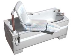 an inflatable bathtub with arm rest and footrests