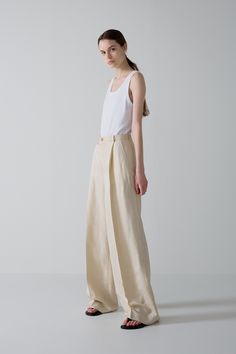 High-waist Linen Bottoms In Neutral Color, Chic Neutral Straight Leg Bottoms, Neutral Wide Leg Bottoms With Belt Loops, Chic Neutral Straight Pants, Chic Neutral Linen Bottoms, Modern Fitted Beige Wide Leg Pants, Chic Straight Linen Pants, Chic Linen Straight Pants, Chic Beige Wide-leg Pants