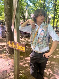 Renassiance Fair Outfits Men, Mens Rennaisance Faire Outfit, Enchanted Forest Theme Outfit Men, Ren Fair Outfits Men, Fairy Men Outfit, Easy Ren Faire Outfit Men, Guy Ren Faire Outfit, Masculine Ren Faire Outfits