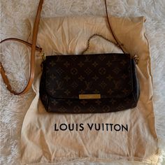 Authentic Louis Vuitton Monogram Favorite Mm Bag In Perfect Condition. Comes With The Original Dust Bag Small Bonus: Leather Lv Cardholder/Wallet Cardholder Wallet, Favorite Mm, Bags Louis Vuitton, Card Holder Wallet, Authentic Louis Vuitton, Small Bags, Louis Vuitton Bag, Mini Bag, Louis Vuitton Monogram