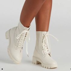 Trending White Lace Up Combat Boots. Nwt In Box. True Size 5.5. 90s Fashion Summer, White Combat Boots, Sock Design, 90s Hip Hop Fashion, Lace Up Combat Boots, Ribbed Mini Dress, Chunky Platform, Designer Socks, Summer Fashion Outfits