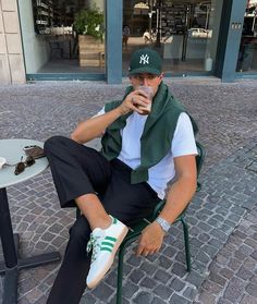 Philipp Hehmann 📍Frankfurt on Instagram: "Don‘t disturb my coffee session 🫠 #adidassamba #outfitinspiration #falloutfit #aimeleondore #menstyle #mensfashion #casualstyle" Old Money Ootd, Adidas Samba Outfit, Samba Outfit, Mens Summer Outfits, Spring Outfits Men, Mens Casual Outfits Summer