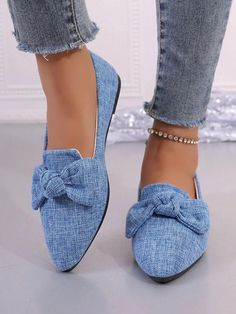 Blue Bowknot Slip-On Shoes: Fashionable and Comfortable for Any Occasi Casual Closed Toe Flats With Bow, Casual Bow Flats With Pointed Toe, Casual Flats With Bow And Pointed Toe, Casual Flats With Bow For Fall, Casual Bow Flats For Fall, Casual Fall Flats With Bow, Spring Slip-on Flats With Bow, Spring Bow Slip-on Flats, Spring Bow Detail Slip-on Flats