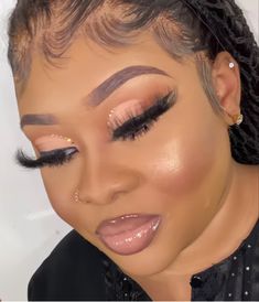 Cute Graduation Makeup Looks, Makeup With Rhinestones Black Women, Soft Birthday Makeup, Soft Glam With Rhinestones, Birthday Glam Makeup Black Women, Gold Makeup Looks Black Women, Birthday Makeup For Black Women