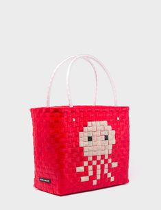 Medium Red Handwoven Market Bag - Octopus Design Eco-friendly Handmade Red Bag, Eco-friendly Red Shoulder Bag For Shopping, Eco-friendly Red Handmade Bags, Red Handmade Straw Shoulder Bag, Handmade Red Straw Shoulder Bag, Eco-friendly Red Tote Shoulder Bag, Handmade Red Straw Bag For Market, Eco-friendly Red Gift Bag, Red Handwoven Straw Tote Bag