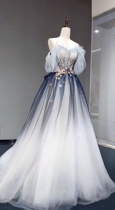 Ombre Prom Dresses Ombre Prom Dresses - Maxi Bridal Ombre Prom Dress, Gaun Abad Pertengahan, डिजाइनर कपड़े, Ombre Prom Dresses, Prom Dress Long, Gaun Fashion, Fantasy Dresses, Beaded Prom Dress, Fantasy Gowns