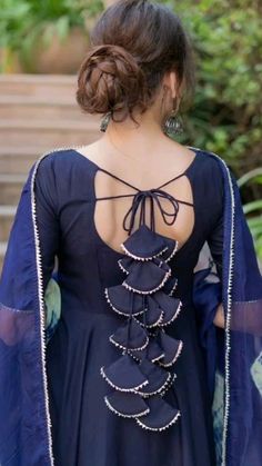 Dress Back Dori Design, Kurti Back Neck Designs Latest Fashion, Latest Patterns Of Dresses, Back Suit Designs Latest, Back Deep Neck Designs Indian Suit, Suit Back Dori Design, Back Neck Dori Design, Flair Suit Designs, Kurti Back Pattern