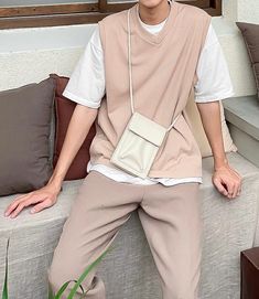 Peach Outfit For Men, Pink Outfit Men Aesthetic, Boys Outfits Aesthetic, Soft Aesthetic Outfits, Soft Boy Outfits, Peach Clothes, Aesthetic Outfits Men, Soft Boy