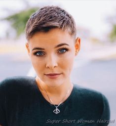 25 Amazing Super Short Haircut For Women - DailyPinStyle Short Haircut For Women, Super Short Haircuts, Haircut For Women, Bowl Haircuts, Pixie Crop, Gym Hairstyles, Pixie Styles, Very Short Hair