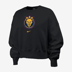 Made with our soft Phoenix Fleece, this Utah Royals FC sweatshirt helps keep you warm and comfortable all match long. Our midweight brushed fleece feels extra soft on the inside and smooth on the outside, helping you stay cozy while keeping its structured shape. Nike Fleece Relaxed Fit Top, Nike Fleece Tops With Relaxed Fit, Nike Relaxed Fit Fleece Tops, Cozy Nike Sports Top, Nike Cozy Crew Neck Sweatshirt, Nike Tops For College In Fall, Winter College Nike Tops, Nike Long Sleeve Sweatshirt For College, Black Fleece Top For College