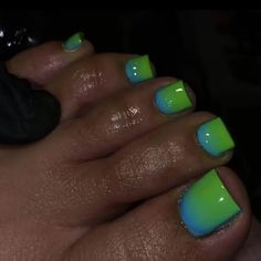 24 Pieces Fake Press On Nails Color May Vary Due To Lighting Size One Size Condition New Comes With Mini Nail File And Glue Adhesive Strips Green Toe Nails, Pedicure Designs Toenails, Pedicure Nail Designs, Pedicure Ideas, Gel Toe Nails, Pretty Toe Nails, Cute Toe Nails, Summer Toe Nails