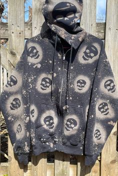 A casual outfit for music festivals. A skull bleached black zip up hoodie. A great grunge look. Bleached Zip Up Hoodie, Ace Aesthetic, Hoodie Bleach, Bleached Hoodie, Bleached Sweatshirt, Goth Hoodie, Bleach Hoodie, Skeleton Hoodie, Skeleton Sweatshirt