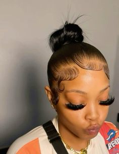 Edges On Ponytail, Natural Edges On Wig, Baddie Edges, Ponytail Edges, Natural Ponytails For Black Hair, Hair Inspiration Natural, Simple Edges, Dramatic Edges, Natural Hair Bun Styles