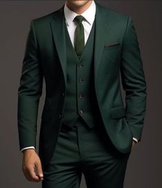 3 pice design in green color and with button Green Suit Men, Suit For Men Wedding, Green Wedding Suit, Suit For Wedding, Money Outfit, Wedding Suits Groom, Suit For Men, Tailored Suit, Men's Outfits