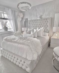 Silver Plush Wingback Bed Frame 4FT6 Double Tall Headboard Luxury Bed Grey Silver Bedroom, Bench In Front Of Bed, Silver Bedroom Decor, Beautiful Bed Designs, Silver Bedroom, Bed Grey, White Room Decor, Luxury Room Bedroom, Glam Bedroom