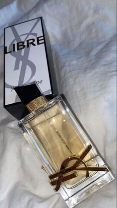 Saint Laurent Libre, Profumo Victoria Secret, Ysl Perfume, Koleksi Parfum, Saint Laurent Perfume, Expensive Perfume, Perfume Collection Fragrance, Perfume Scents, Perfume Lover