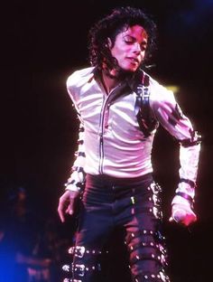 michael jackson performing on stage at a concert